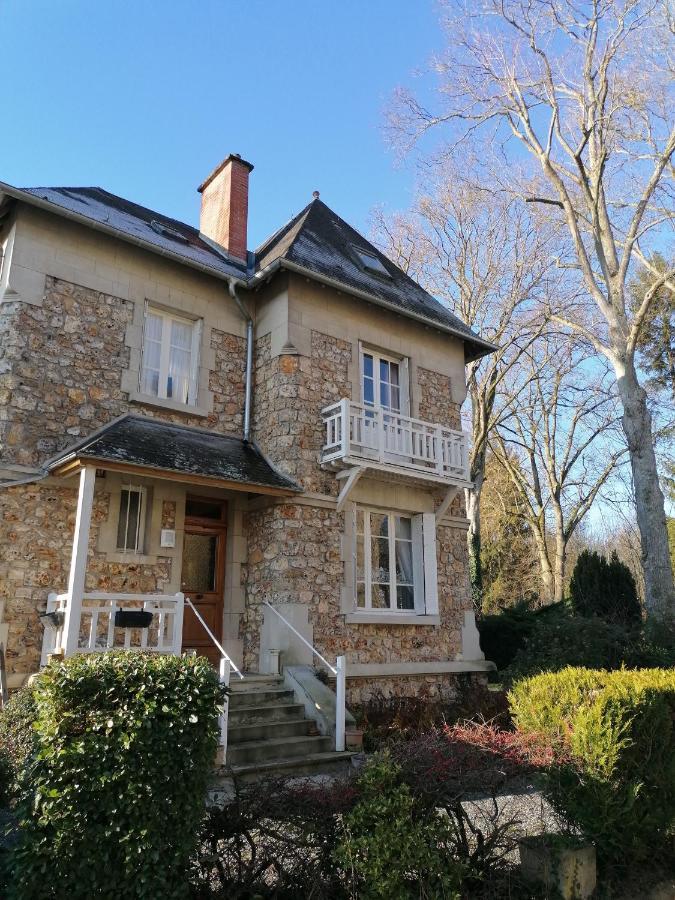 Pavillon C.R Panzió Isles-sur-Suippe Kültér fotó